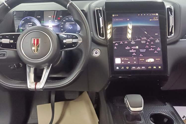 Used Hongqi HS3 PHEV 2024 PHEV 115km Jingwei Edition
