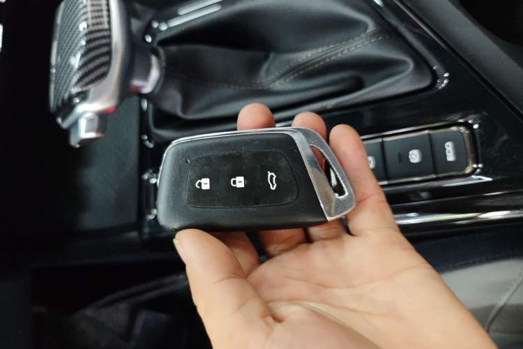 Used Baojun RC-5 2020 1.5T CVT Smart Shine Prestige Edition
