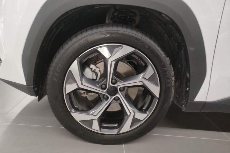 Used Geely Auto FX11 2023 1.5TD DCT Prestige Edition
