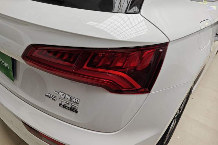 Used Audi Q5L 2018 45 TFSI Prestige Fashion Edition China V Emission Standard
