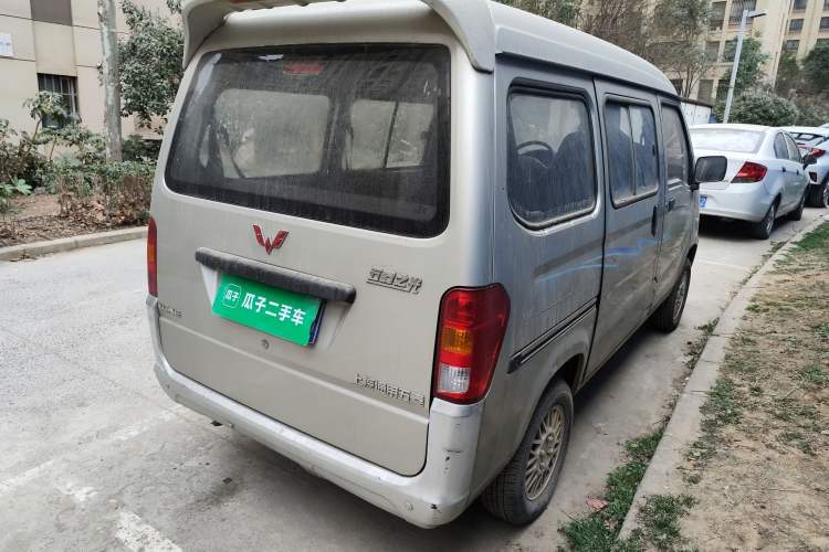 Used Wuling Zhiguang 2013 1.0L Practical Version