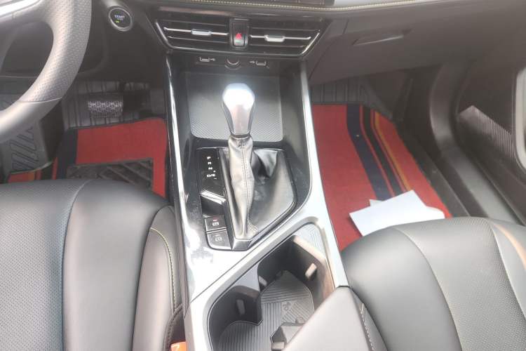 Used Roewe i5 2021 1.5L CVT Diamond Edition
