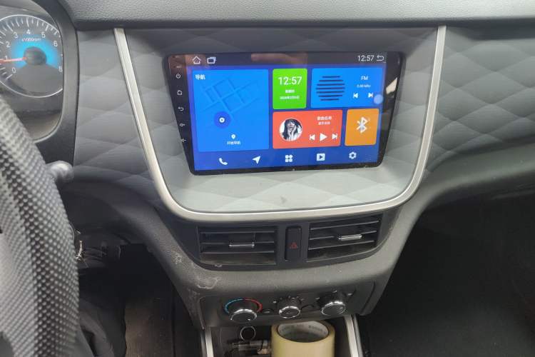 Used Jinbei Gold Hiace M Classic 2022 1.5L Engineering Lion Passenger Vehicle 6 Seats
