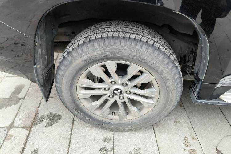 Used Mitsubishi Pajero Sport 2020 3.0L Luxury Edition
