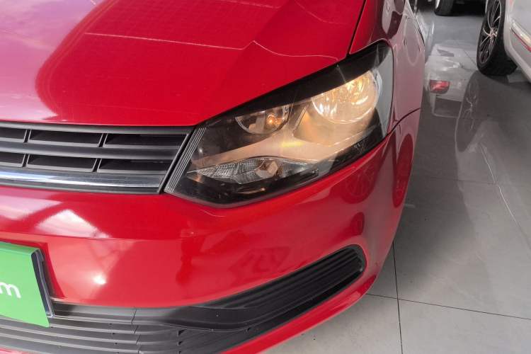 Used Volkswagen Polo 2016 1.4L Automatic Trendy Model
