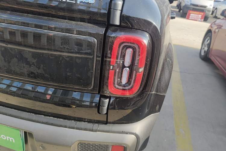 Used Baojun Spark EUV 
