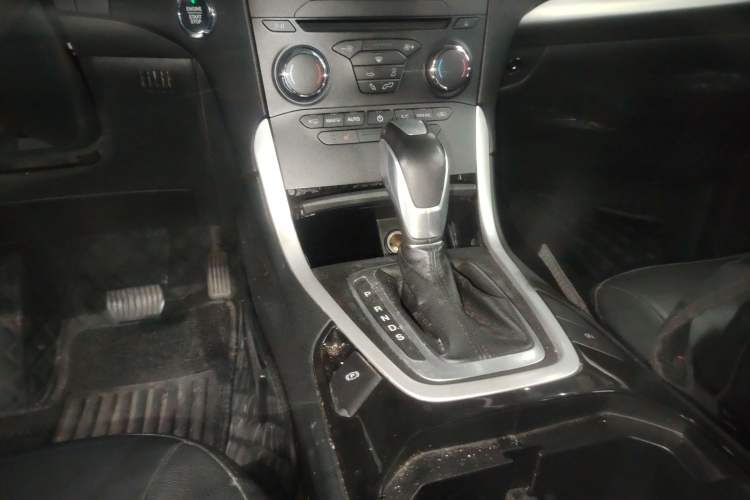 Used Ford Edge 2018 Facelifted EcoBoost 245 Two-Wheel-Drive Platinum Edition 5 Seats China V Emission Standard
