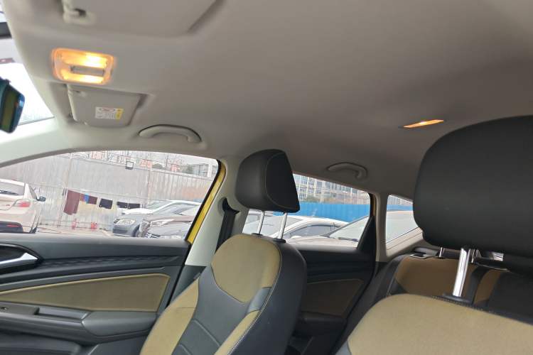 Used Jetta VS5 2019 280TSI Automatic Enjoyment Model
