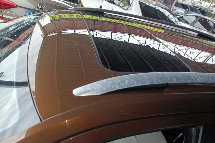 Used Volkswagen Cross Lavida 2014 1.4TSI DSG