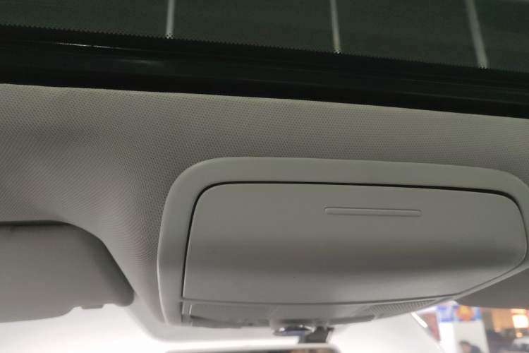 Used Volkswagen Sagitar 2015 1.6L Automatic Comfort Model