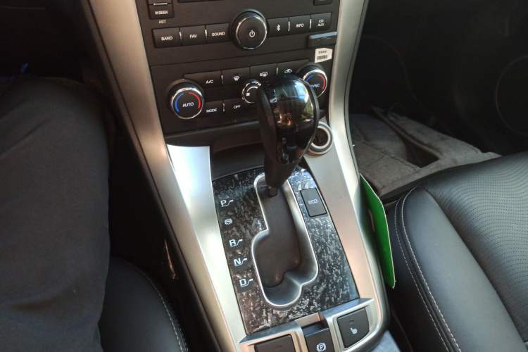 Used Chevrolet Captiva 2014 2.4L 4x4 Flagship Edition 7 Seats