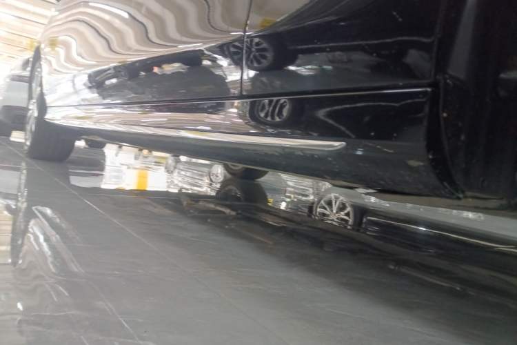 Used Mercedes-Benz E-Class 2022 Second Facelift E 300 L Sporty and Stylish Edition
