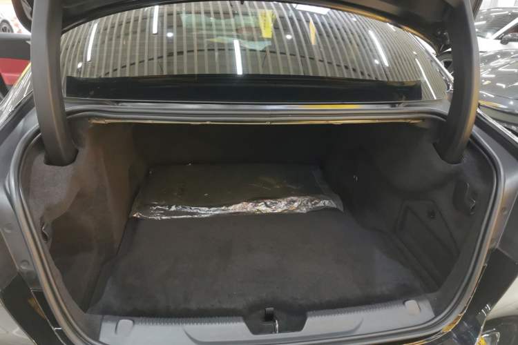 Used Jaguar XEL 2024 2.0T 250 PS R-DYNAMIC S Advanced Sport Edition
