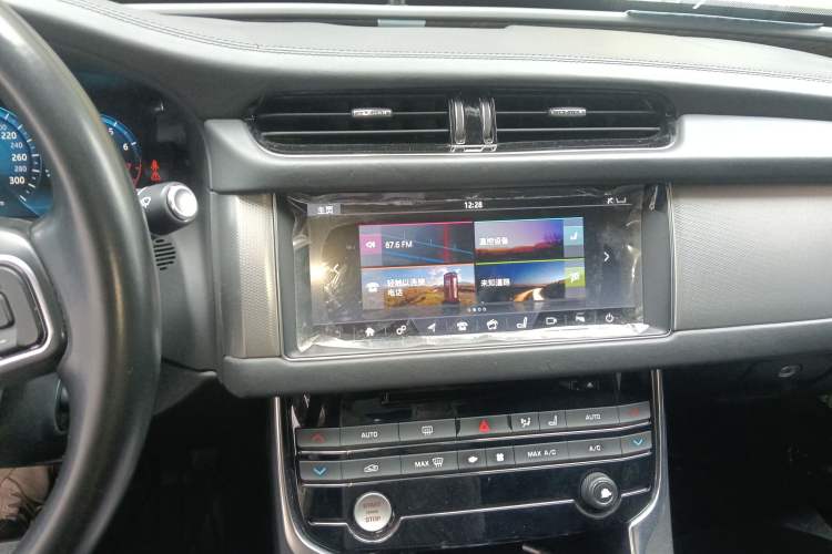 Used Jaguar XFL 2017 XFL 2.0T 240PS Luxury Edition