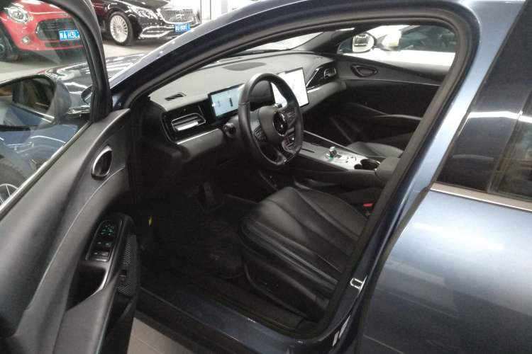 Used BYD Seal 06 New Energy 2025 DM-i Smart Drive 120KM Prestige Model
