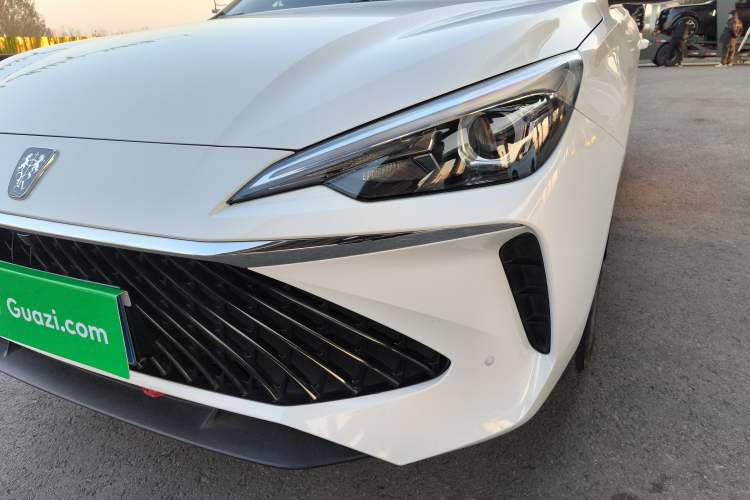 Used Roewe i5 2023 1.5L Manual Comfort Edition
