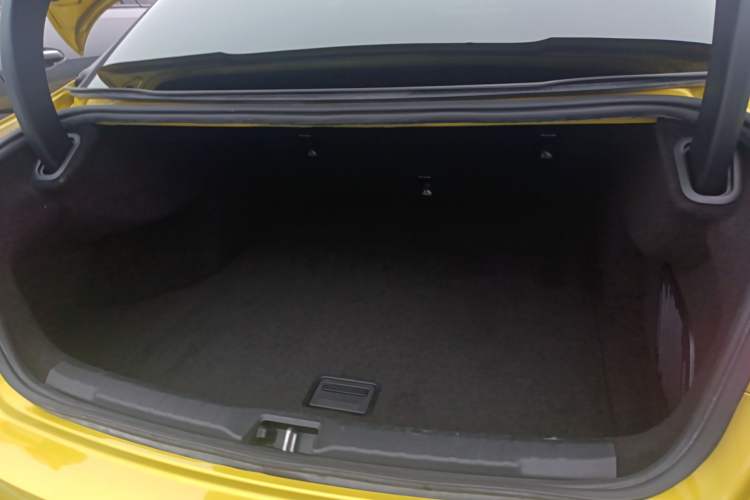 Used Lynk & Co 03 2019 03+ 2.0TD Automatic Wind-Chasing Edition
