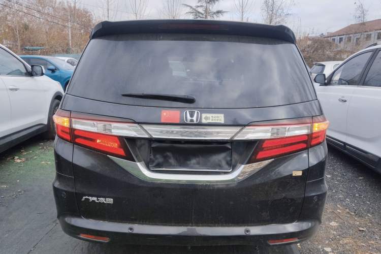 Used Honda Odyssey 2015 Updated Version 2.4L Smart Edition
