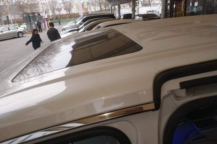 Used Buick GL8 2023 ES Lu Zun Comfort Model
