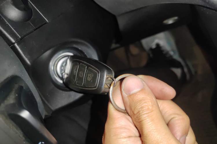 Used Ford Focus 2012 Hatchback 1.6L Manual Fashion Edition
