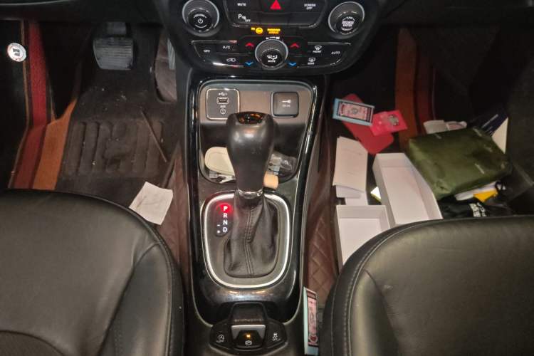 Used  Compass 2020 220T Automatic Night Eagle Edition
