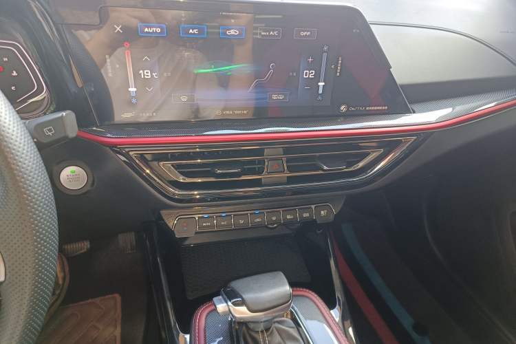 Used Oshan X5 2021 1.5T DCT Flagship Edition
