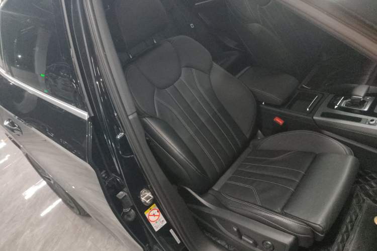 Used Audi Q5L Sportback 2022 40 TFSI Fashion Model
