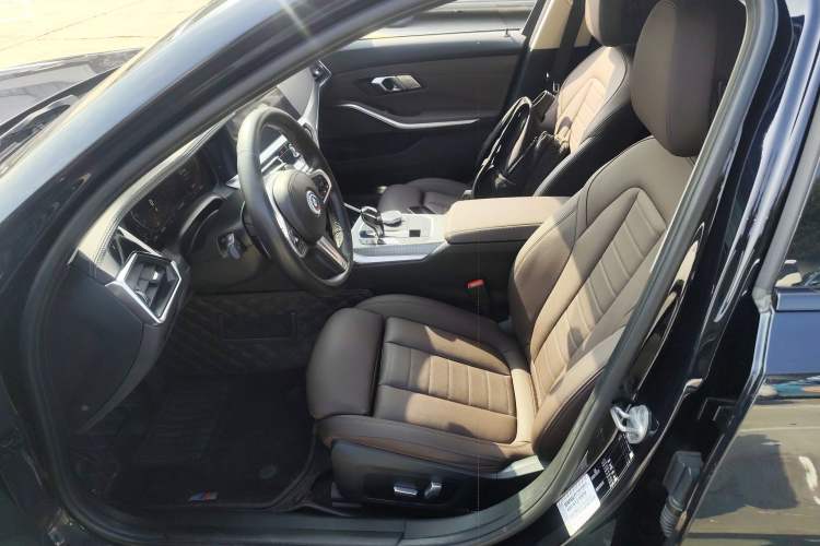 Used BMW 3 Series 2021 Second Facelift 325i M Sport Night Edition Package
