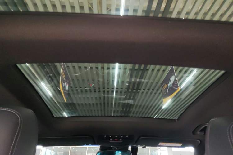 Used Mercedes-Benz GLC 2017 GLC 300 4MATIC Sport Edition
