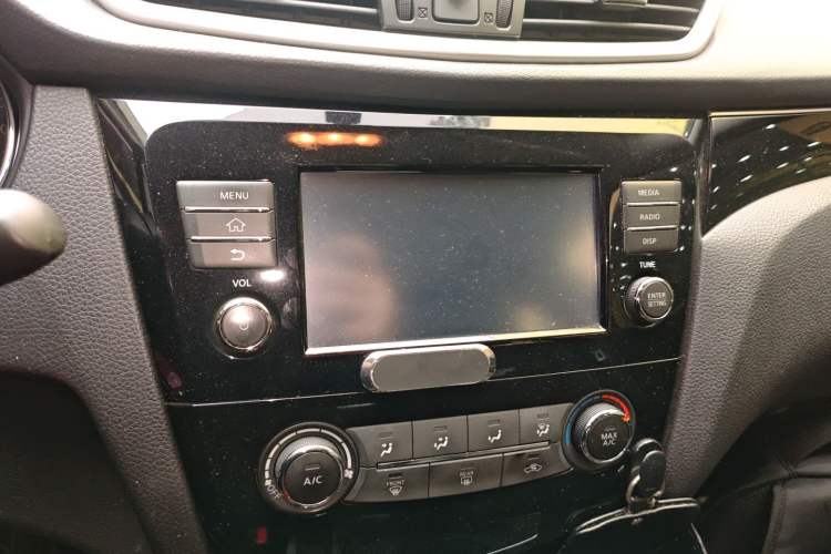 Used Nissan Qashqai 2017 2.0L CVT Smart Enjoyment Version China V Standard
