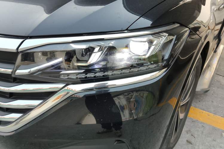 Used Volkswagen Viloran 2024 380TSI Luxury Edition