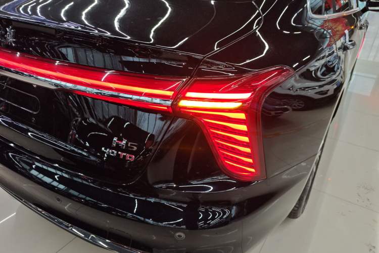 Used Hongqi H5 2023 2.0T Automatic Smart Connect Flagship Edition
