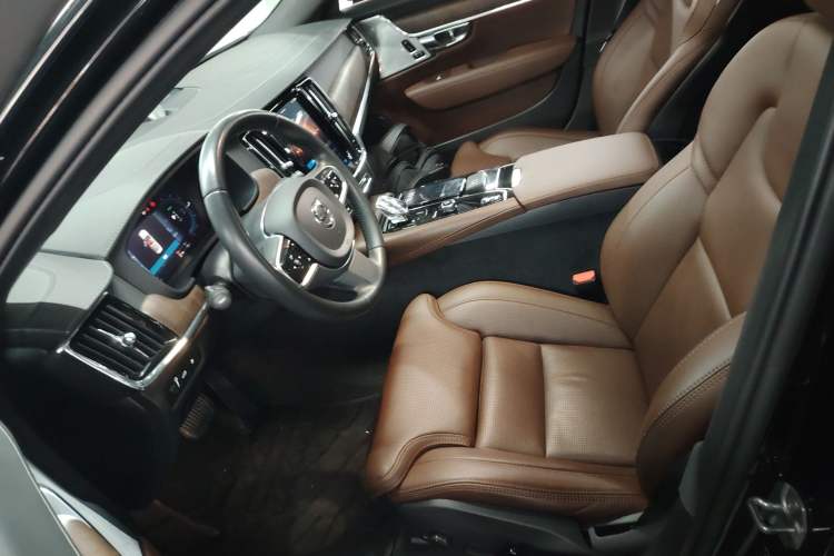 Used Volvo S90 New Energy 2022 T8 eDrive Hybrid Luxury Edition