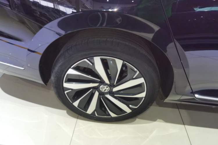 Used Volkswagen Passat 2022 380TSI Luxury Edition