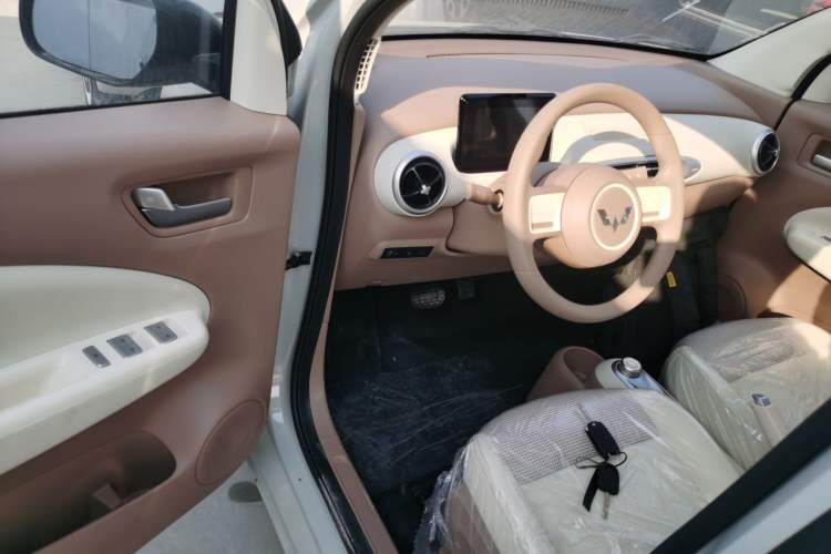 Used Wuling Hongguang MINIEV 2025 Four-Door Version Advanced Edition