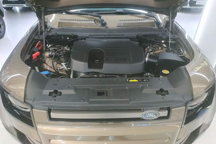 Used Land Rover Defender 2023 110 3.0T P400 X-DYNAMIC HSE
