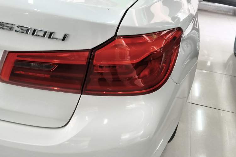 Used BMW 5 Series 2020 525Li Luxury Package