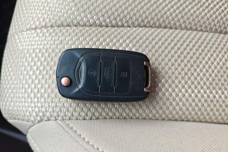 Used Baojun 310W 2017 1.5L Manual Comfort Version China VI Emission Standard