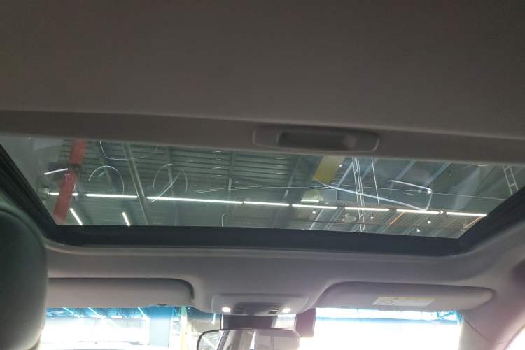 Used Toyota Camry 2018 2.0G Luxury Edition
