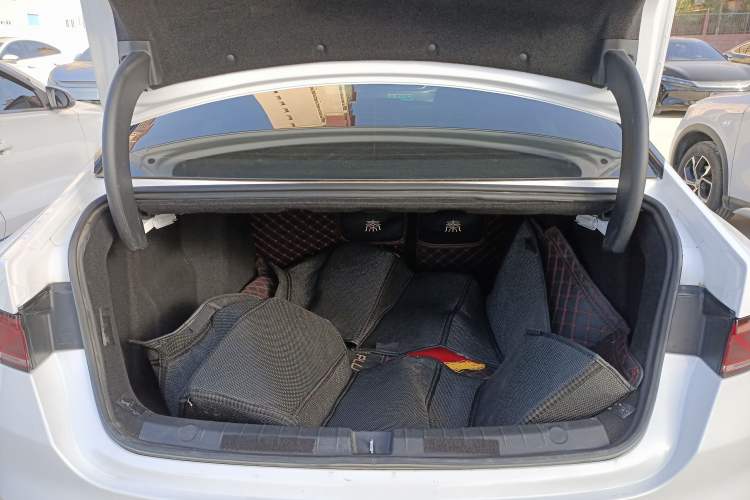 Used BYD Qin PLUS 2021 EV 500KM Luxury Model
