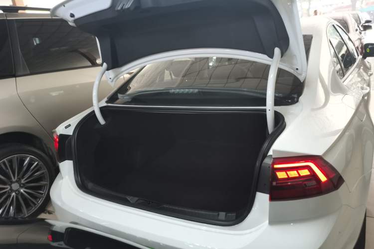 Used Volkswagen Lamando 2021 230TSI DSG Fashion Edition