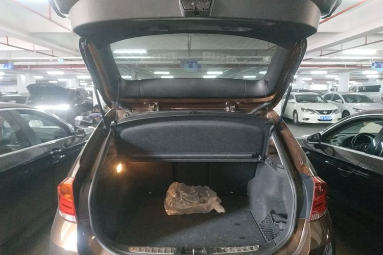 Used BMW X1 2014 sDrive18i Leading Model
