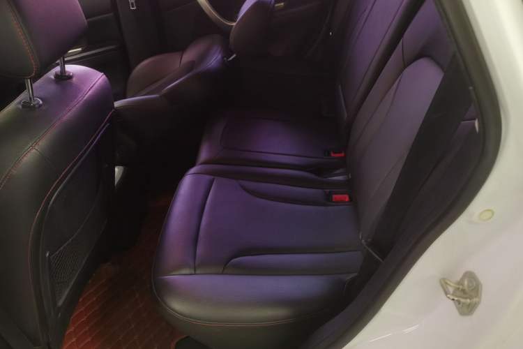 Used Haval H6 2016 Upgraded Model 1.5T Manual Two-Wheel Drive Elite Version
