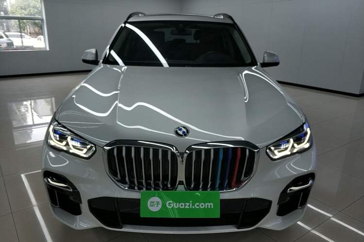 Used BMW X5 2022 Restyled xDrive 30Li Luxury Version M Sport Package
