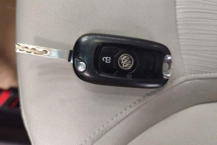 Used Buick GL6 2018 18T 6-Seater Elite Model
