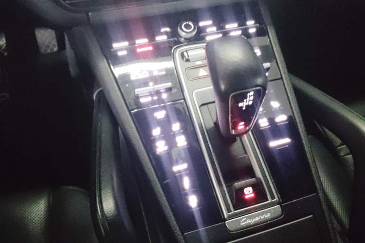 Used Porsche Cayenne 2018 Cayenne 3.0T