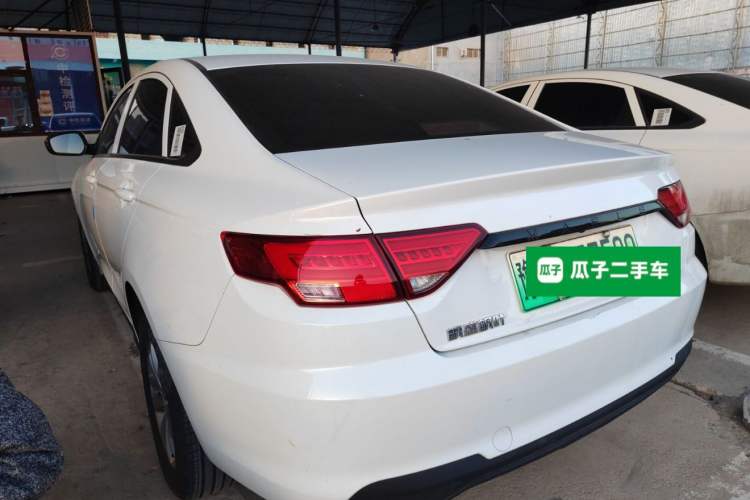 Used Livan Maple 60s 2024 Happiness Customized Full Vehicle—Taxi-Dedicated Version
