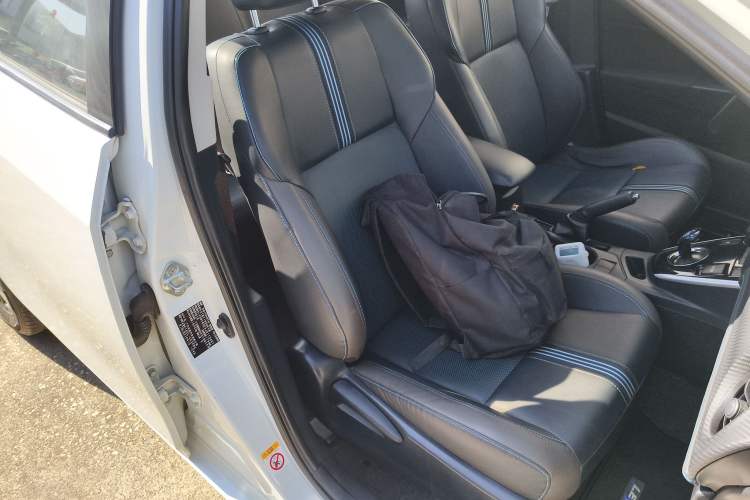 Used Toyota Levin 2018 Dual-Engine 1.8H GS-V E-CVT Prestige Version China VI Standard
