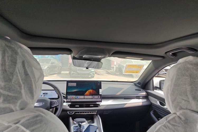 Used Geely Auto Preface 2025 Dongfang Yao 1.5TD Fuyao Edition
