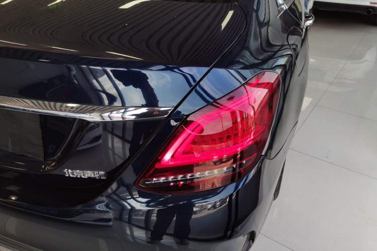 Used Mercedes-Benz C-Class 2019 C 180 L Fashion Edition Sport Version
